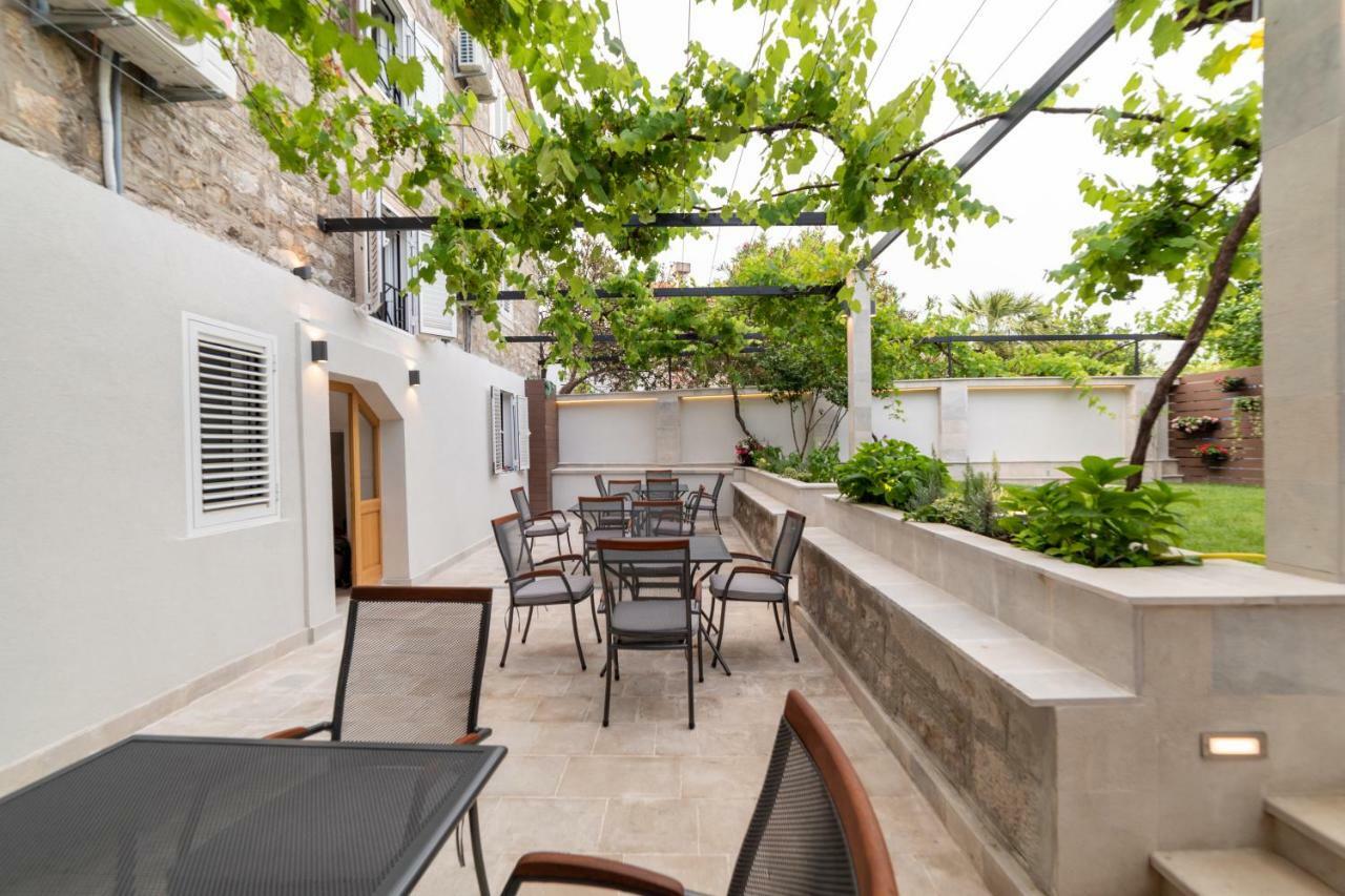 Trifunovic Old Town Apartment *